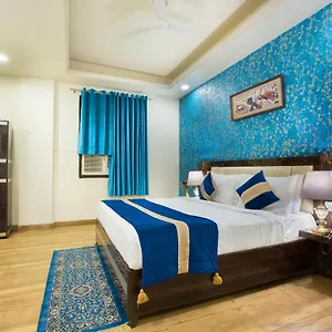 Hotel The Alpino
